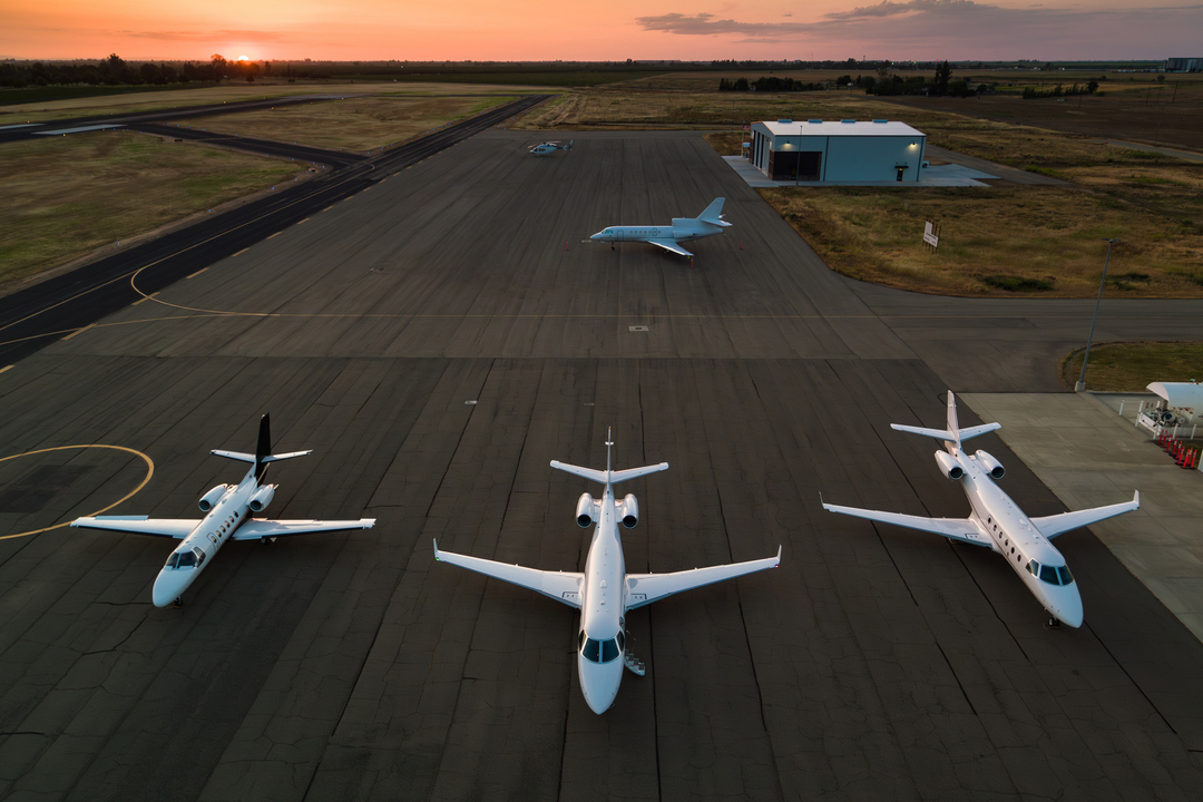 Group Air Charters vs. Commercial Flights: Which Is Best for Your Next Trip?